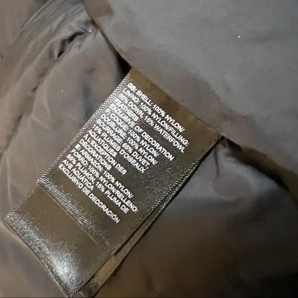 The North Face 1996 Nuptse Vest White🔥🔥🔥🔥🔥 - Picture 16 of 16